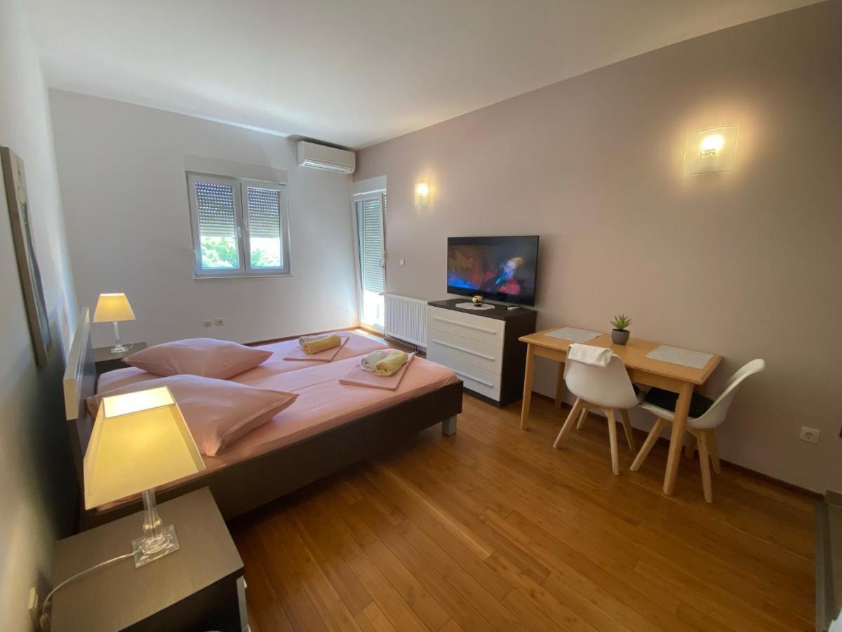 Apartments San Monte Подстрана Екстериор снимка