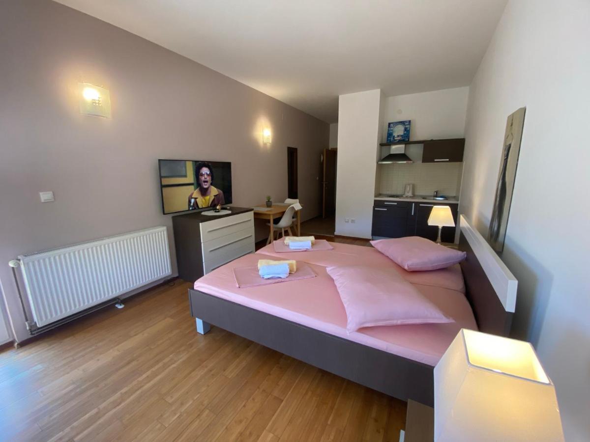 Apartments San Monte Подстрана Екстериор снимка