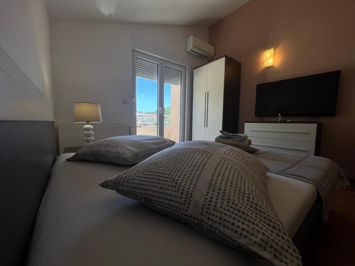 Apartments San Monte Подстрана Екстериор снимка