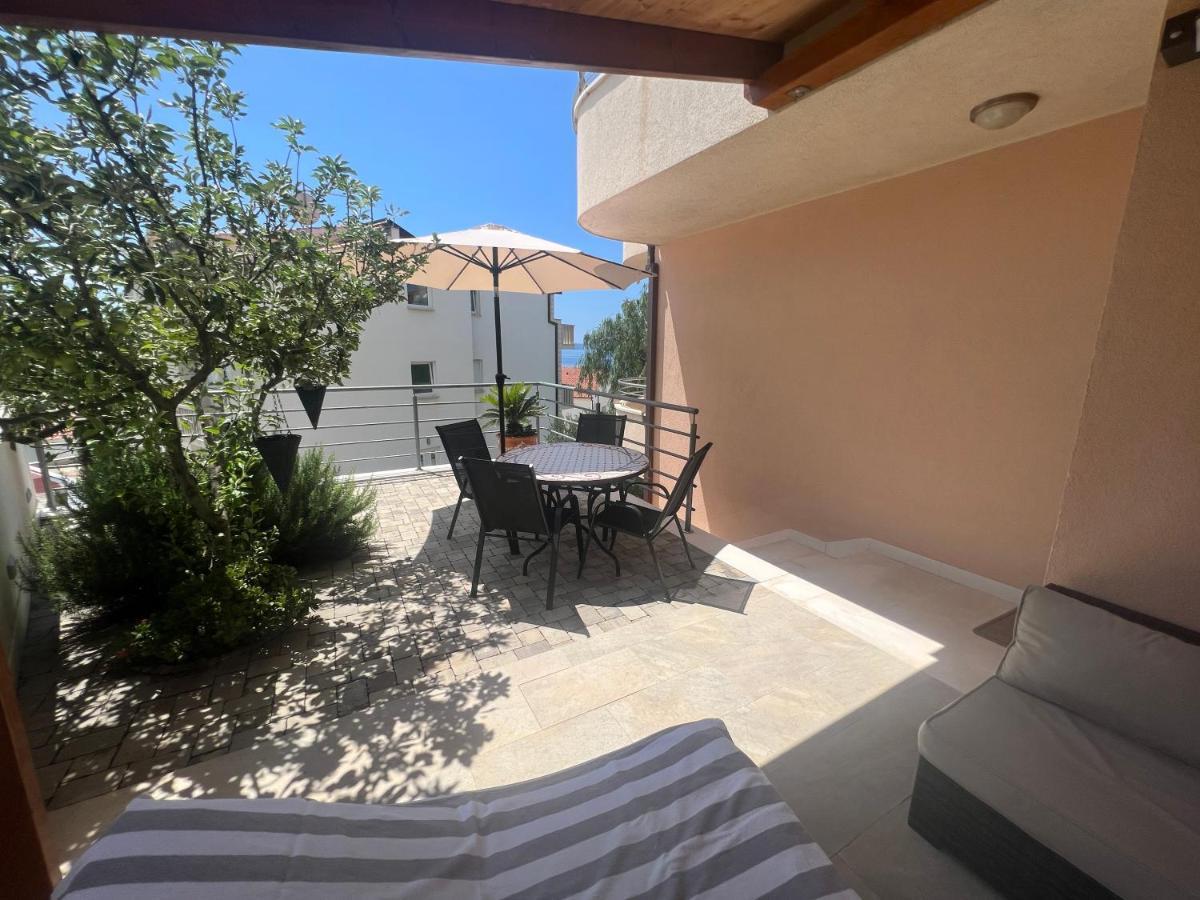 Apartments San Monte Подстрана Екстериор снимка