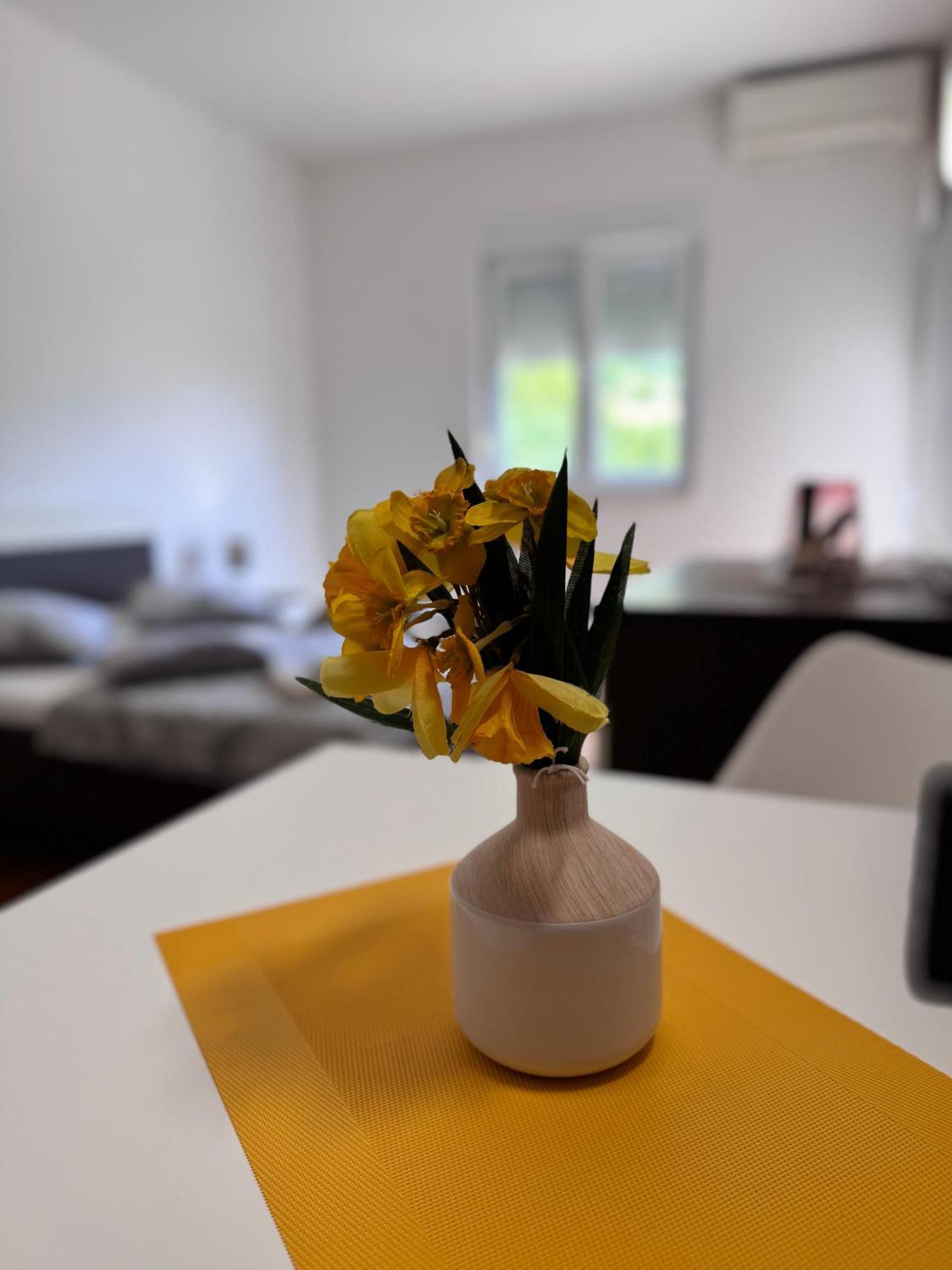 Apartments San Monte Подстрана Екстериор снимка