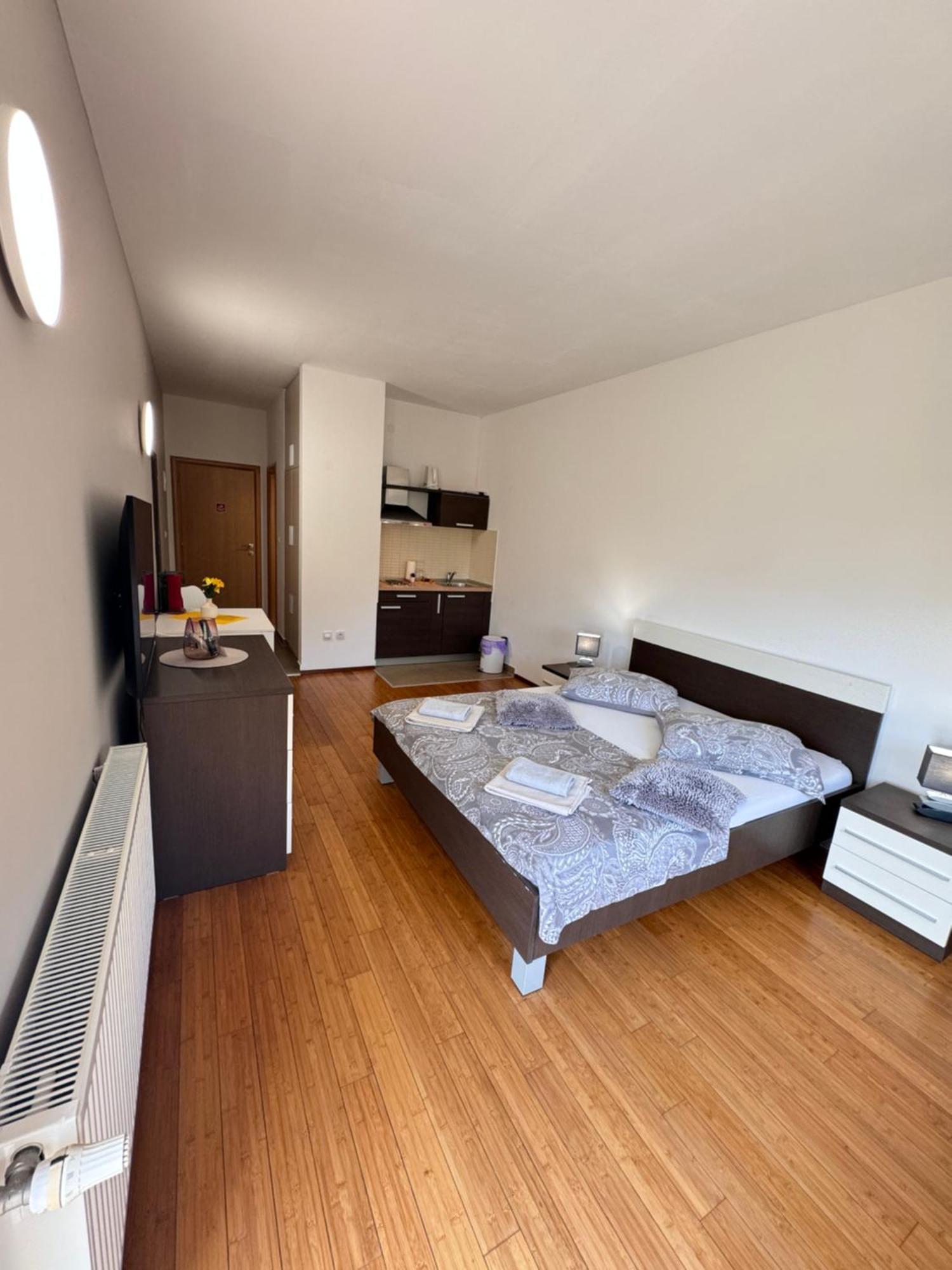 Apartments San Monte Подстрана Екстериор снимка