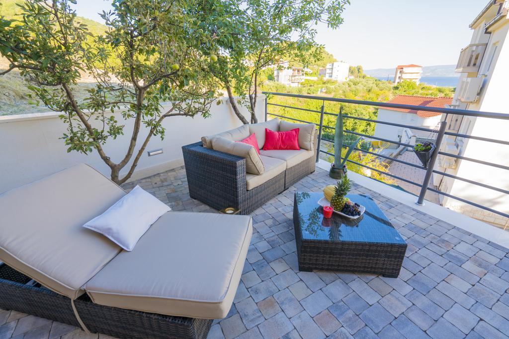Apartments San Monte Подстрана Екстериор снимка