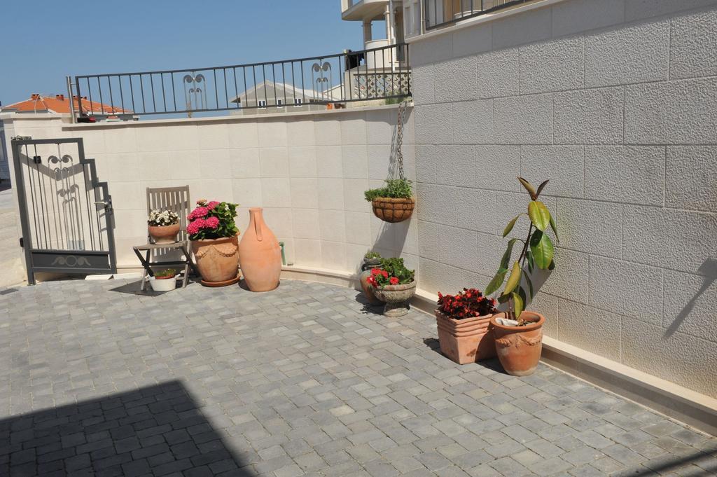 Apartments San Monte Подстрана Екстериор снимка